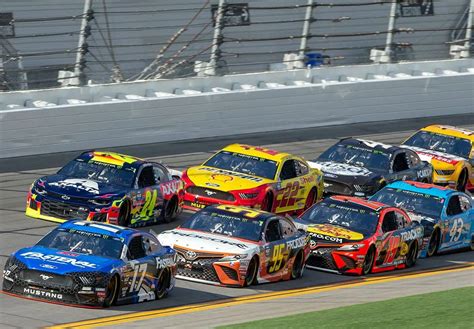 date for daytona 500